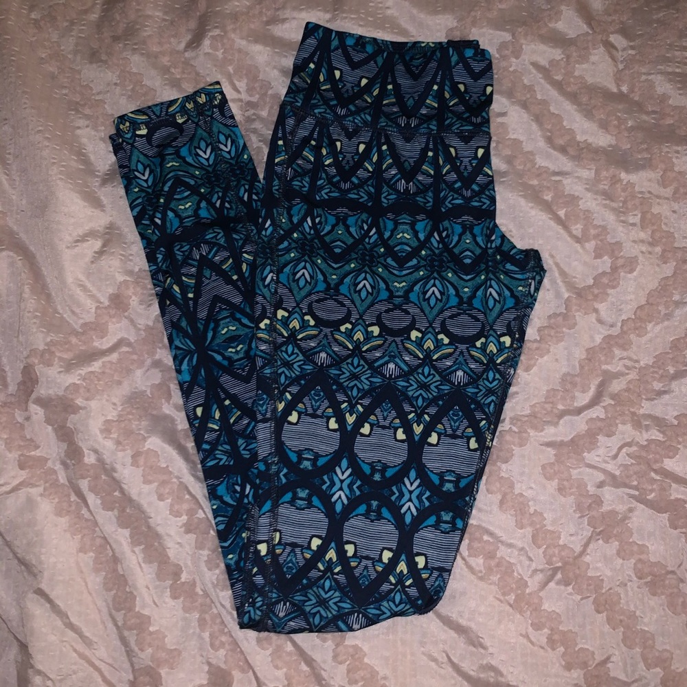 Athletic leggings